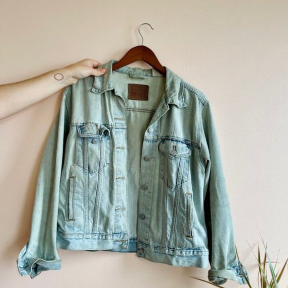 Levi's Vintaged Washed Out Jean Trucker Jacket - Picture 1 of 1